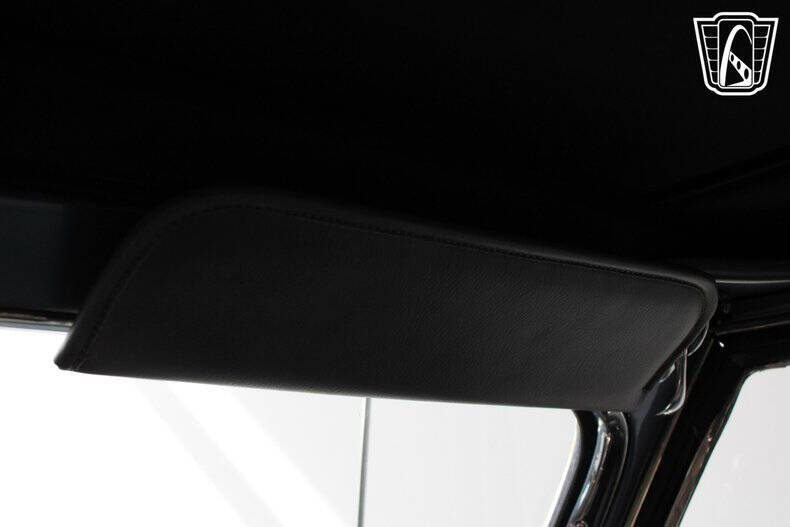 1947 Ford Super Deluxe