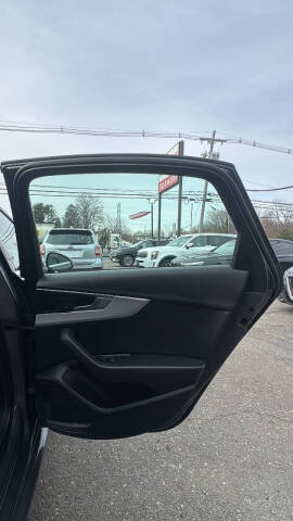 2017 Audi A4 2.0T quattro Premium Plus