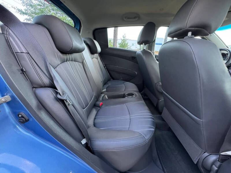 2013 Chevrolet Spark 1LT Auto