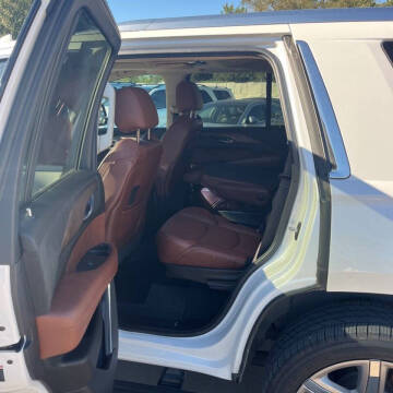 2018 Cadillac Escalade Premium Luxury