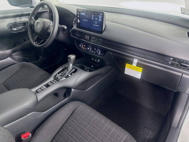 2027 Honda HR-V LX