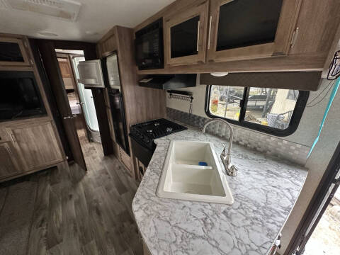2018 FOR SALE!!  Jayco Jayfeather 27R