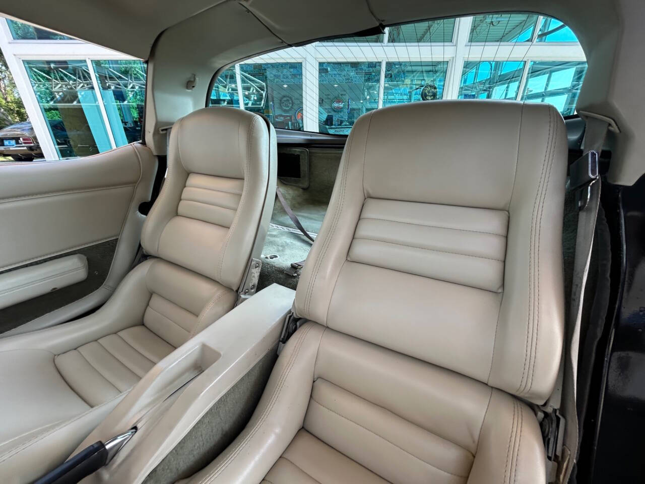 1980 Chevrolet Corvette 23