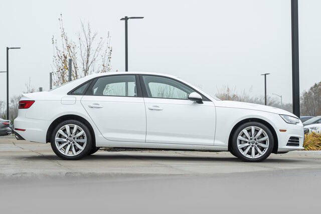 2017 Audi A4 2.0T quattro Premium