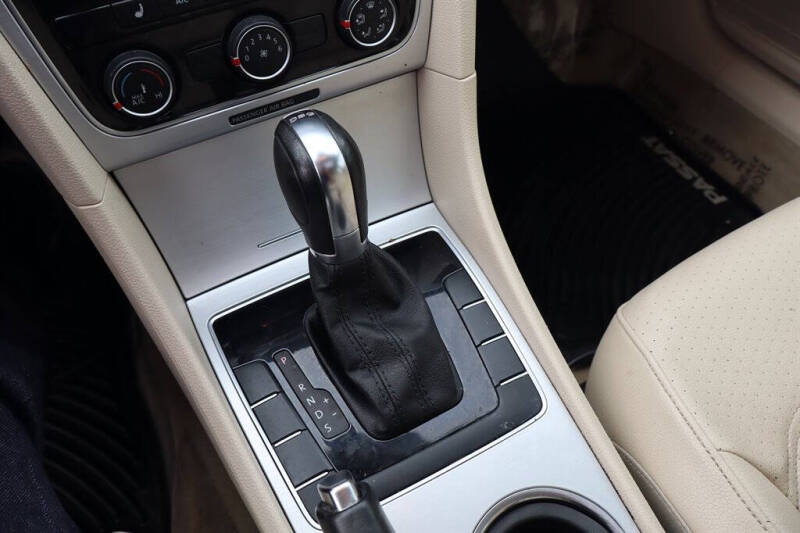 2013 Volkswagen Passat