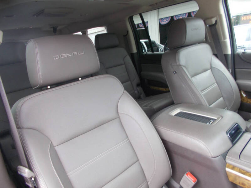 2017 GMC Yukon XL Denali