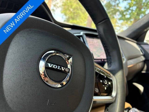 2024 Volvo XC90 B6 Ultimate Bright Theme 7P