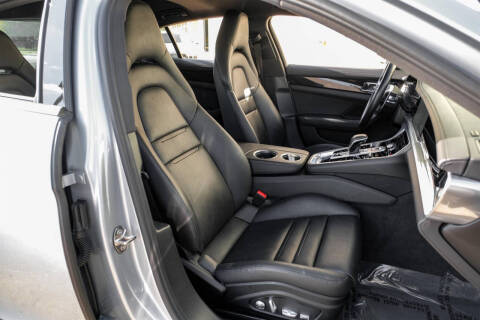 2018 Porsche Panamera