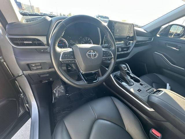 2021 Toyota Highlander Hybrid XLE