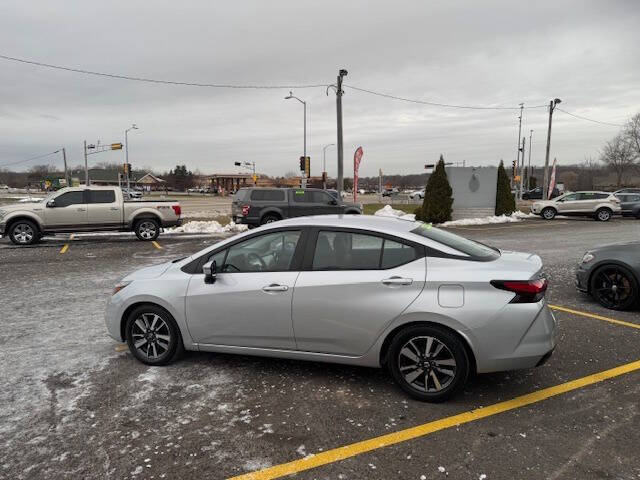 2021 Nissan Versa SV