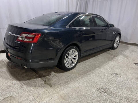 2015 Ford Taurus Limited