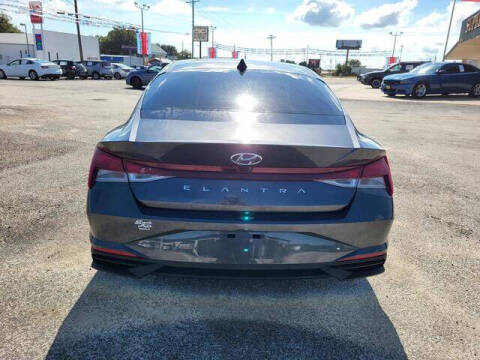 2021 Hyundai Elantra