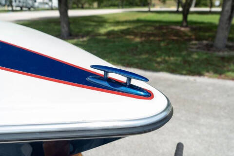 1986 Donzi Marine Minx 20'
