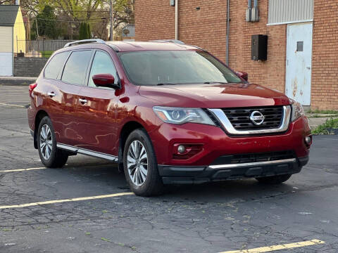 2018 Nissan Pathfinder SL