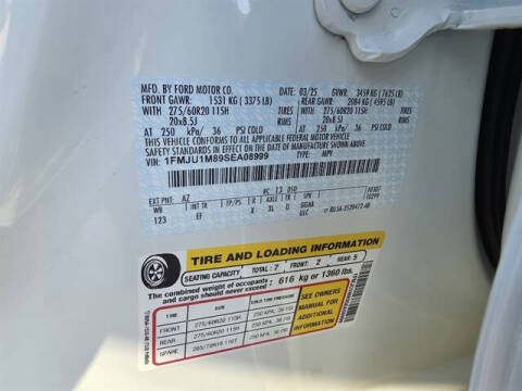 2025 Ford Expedition Platinum