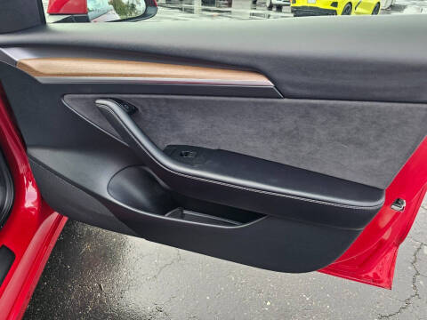 2023 Tesla Model 3 Performance