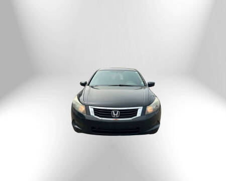 2009 Honda Accord for sale at R&R Car Company in Mount Clemens MI