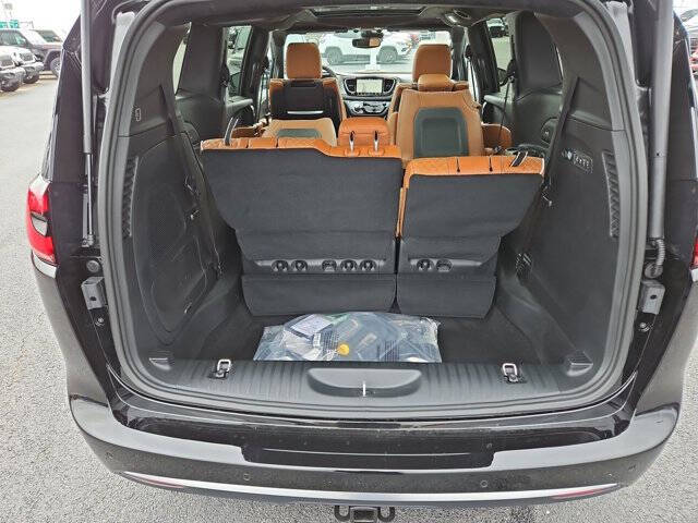 2026 Chrysler Pacifica Pinnacle