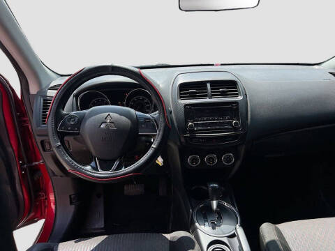 2017 Mitsubishi Outlander Sport ES