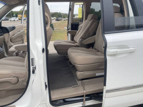 2007 Hyundai Entourage GLS