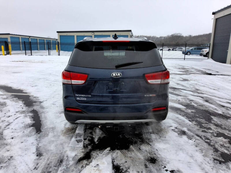 2016 Kia Sorento EX