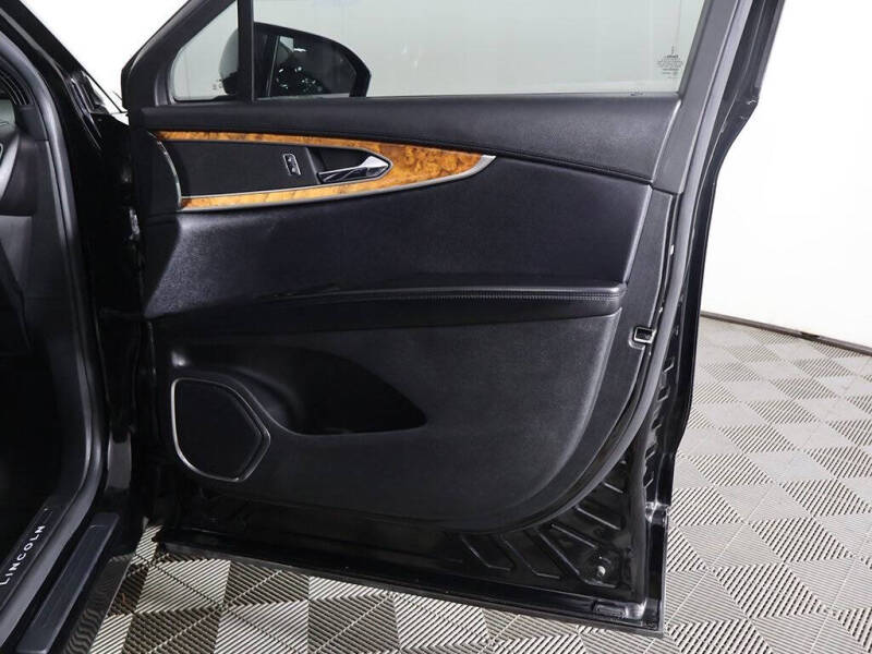 2017 Lincoln MKX Select