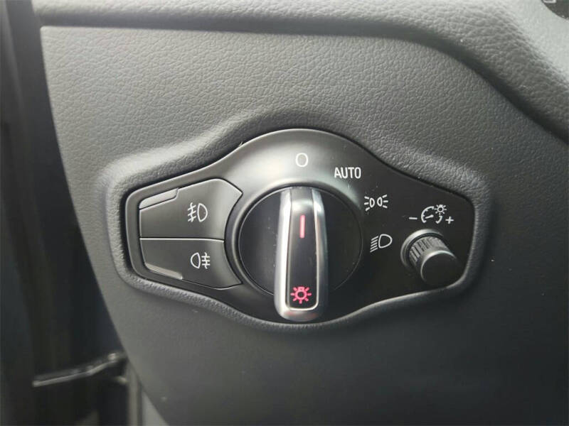 2014 Audi Q5 2.0T quattro Premium Plus