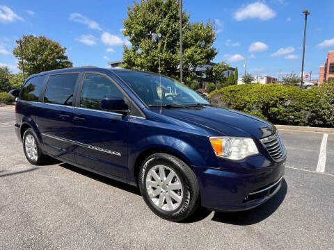 2014 Chrysler Town and Country for sale at GTO United Auto Sales LLC in Lawrenceville GA