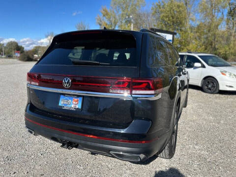 2025 Volkswagen Atlas SE