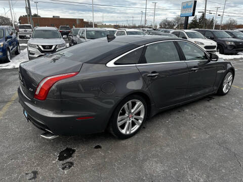 2016 Jaguar XJL Portfolio