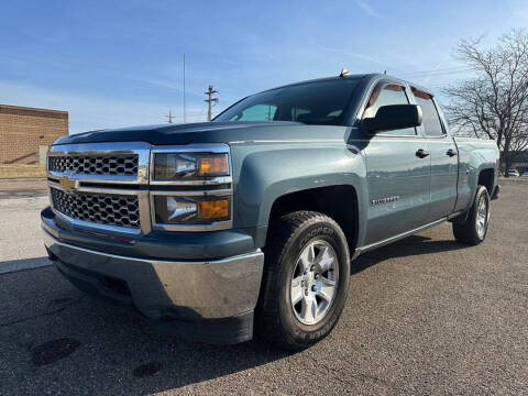 2014 Chevrolet Silverado 1500 for sale at Minnix Auto Sales LLC in Cuyahoga Falls OH