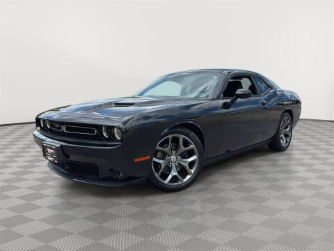 2015 Dodge Challenger SXT Plus