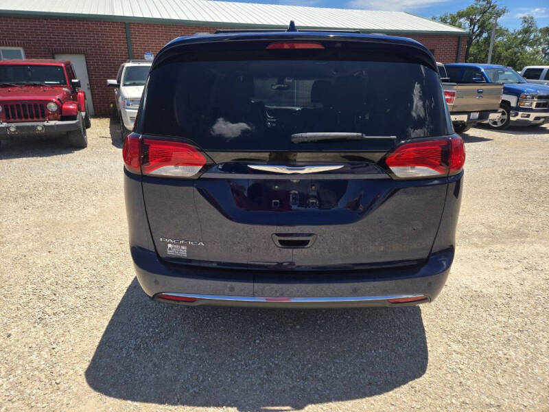 2017 Chrysler Pacifica Touring Plus