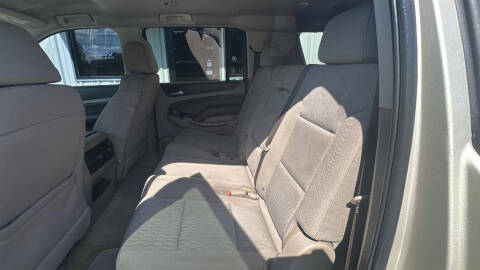 2017 Chevrolet Suburban LS