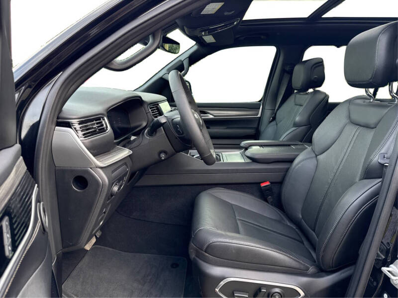 2024 Jeep Wagoneer Series III