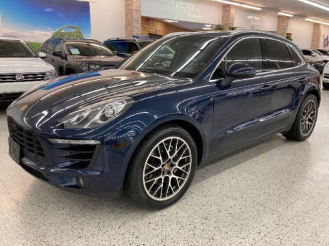 2016 Porsche Macan for sale at Dixie Imports in Fairfield OH