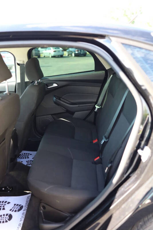 2017 Ford Focus SEL