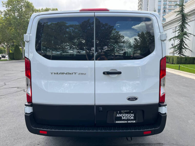 2025 Ford Transit