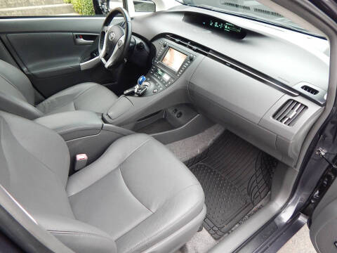 2011 Toyota Prius Three