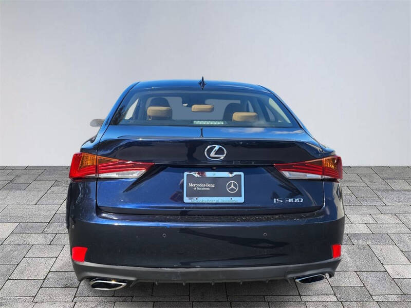 2018 Lexus IS 300