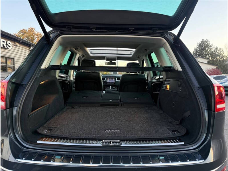 2015 Volkswagen Touareg TDI Lux