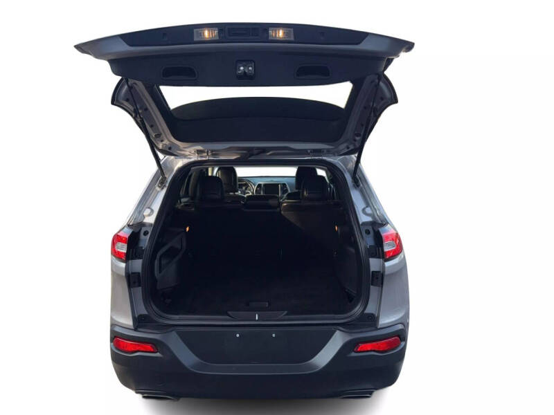 2018 Jeep Cherokee Latitude Plus