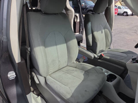 2017 Chrysler Pacifica Touring