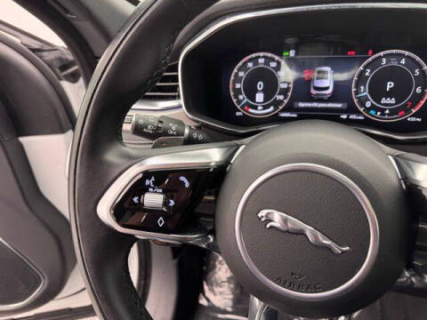 2024 Jaguar F-PACE P250 R-Dynamic S