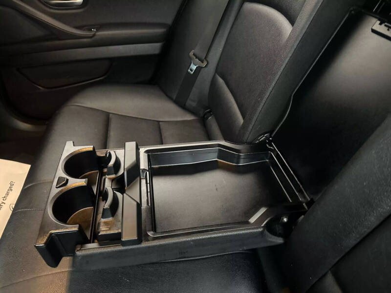 2016 BMW 5 Series 528i xDrive