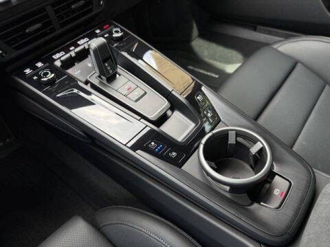 2025 Porsche 911 Carrera GTS