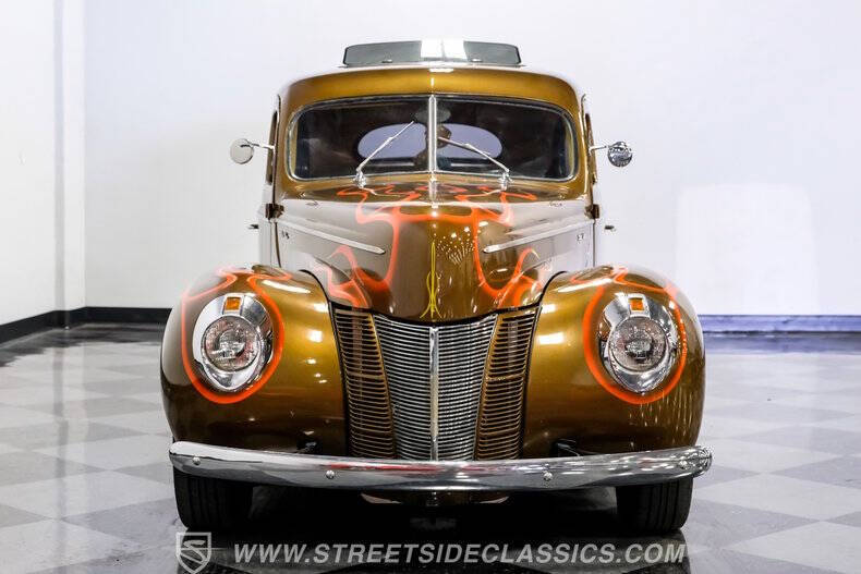 1940 Ford Deluxe