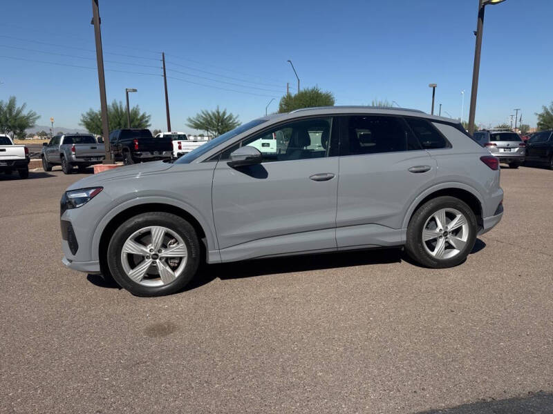 2022 Audi Q4 e-tron quattro Premium 50