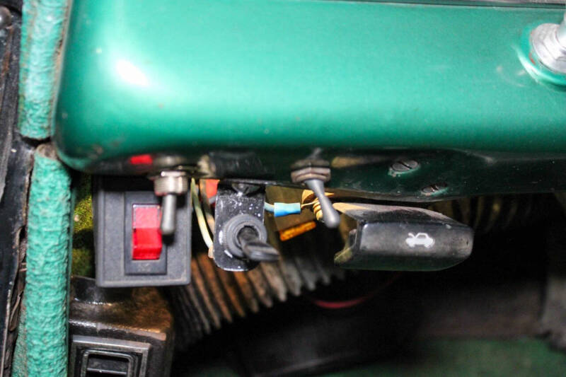 1953 Kaiser Manhattan