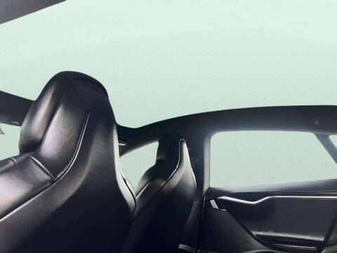 2017 Tesla Model S 75D